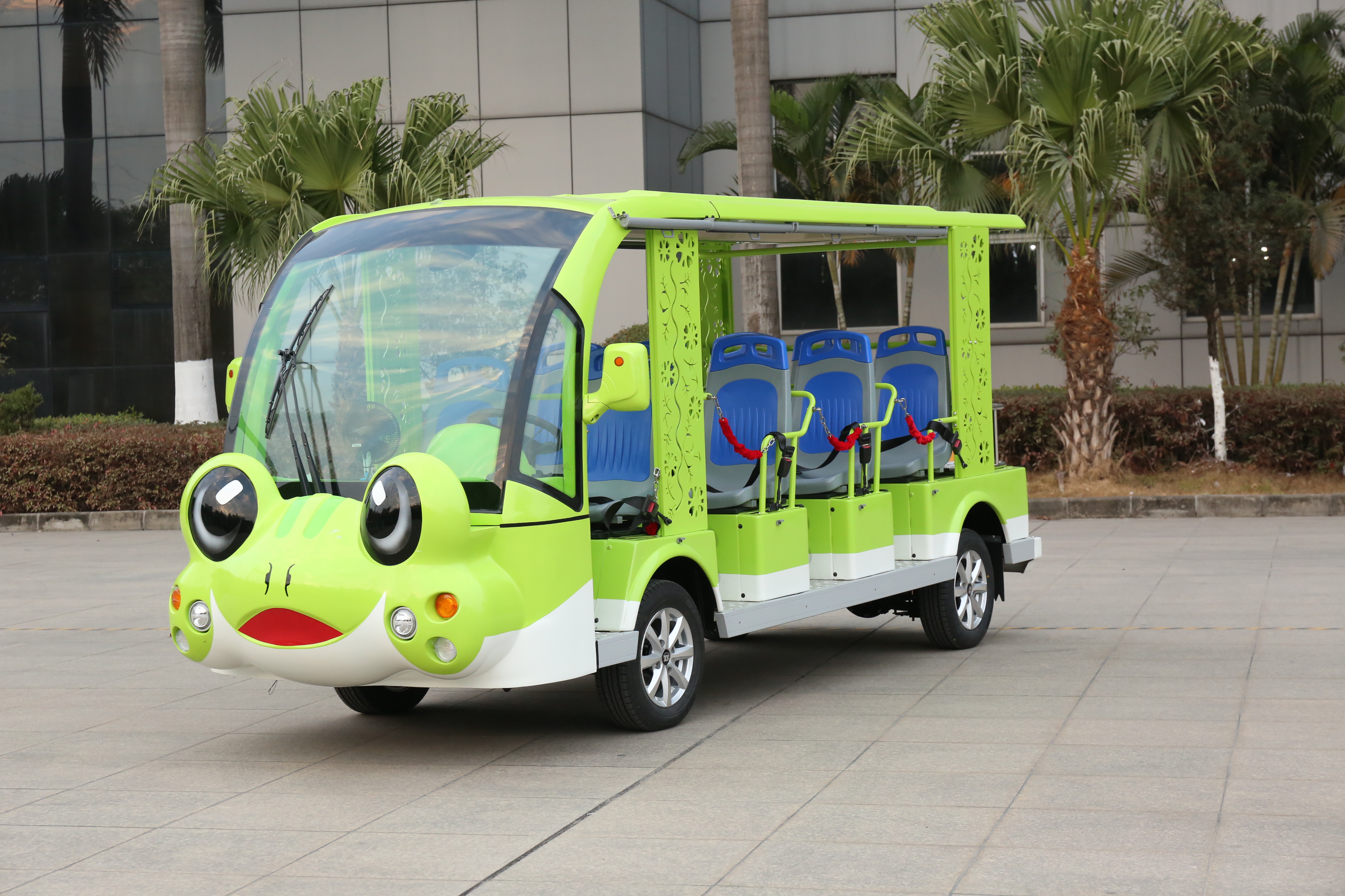 卡通造型观光车